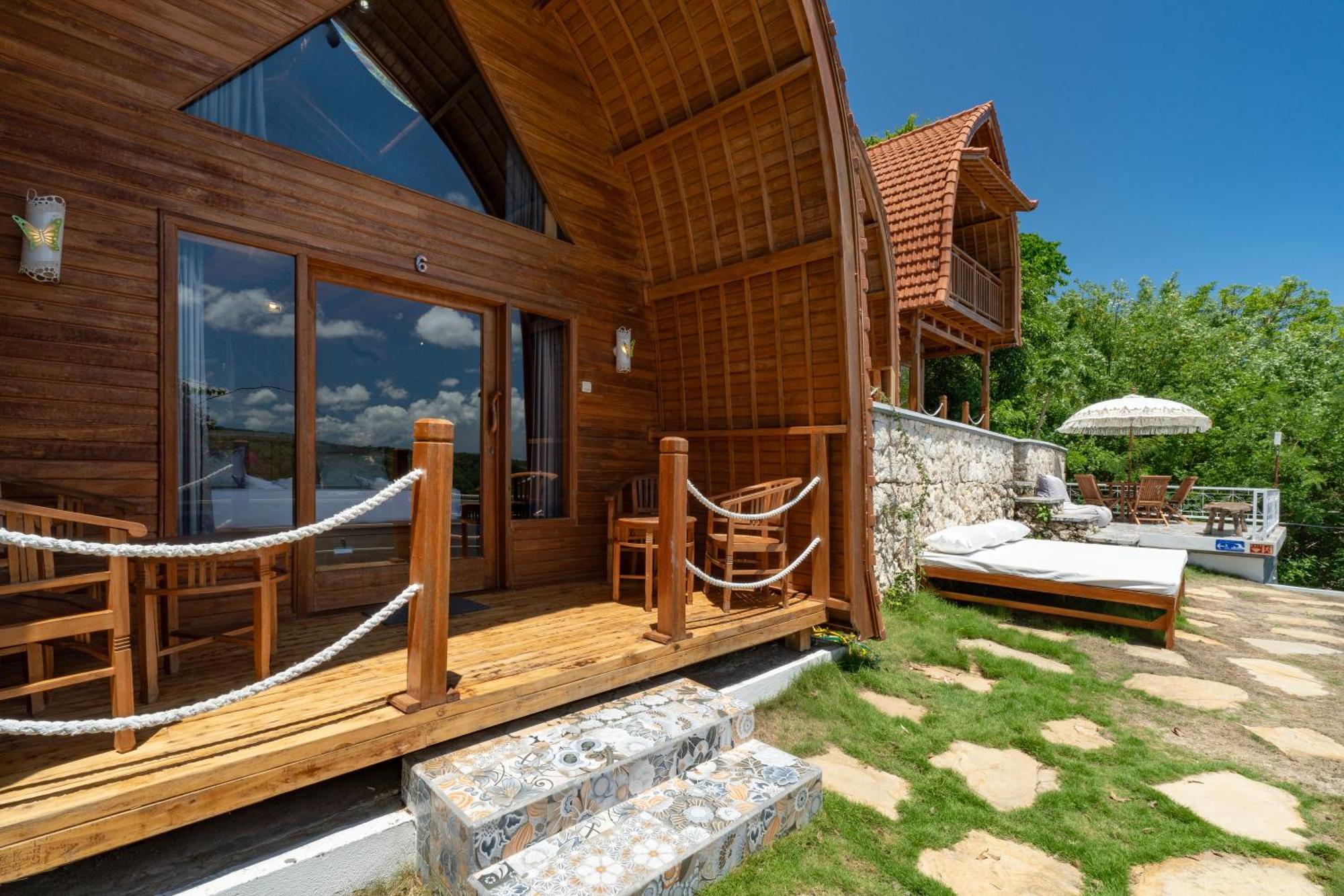 Butterfly Villas Nusa Ceningan Lembongan Exterior photo