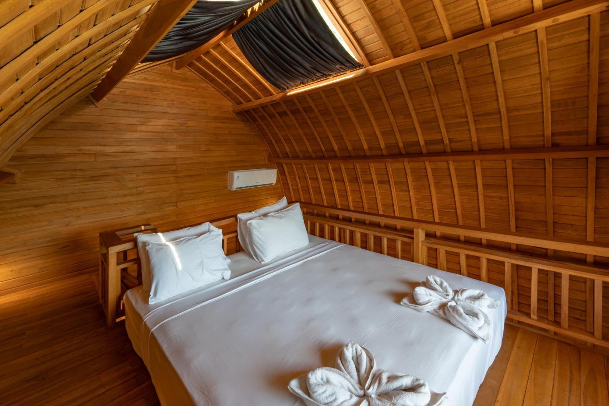 Butterfly Villas Nusa Ceningan Lembongan Exterior photo